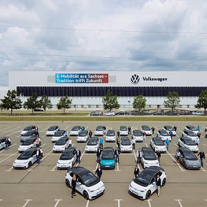 Stress test for everyday suitability: company employees in Saxony begin testing fleet of 150 ID.3