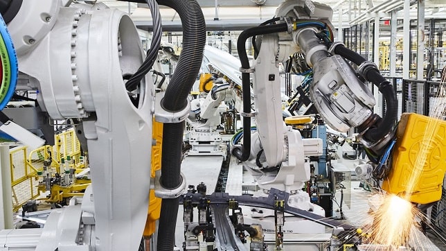 ABB builds on e-mobility business: VW Commercial Vehicles deploys 800 industrial robots to manufacture new electric vehicles