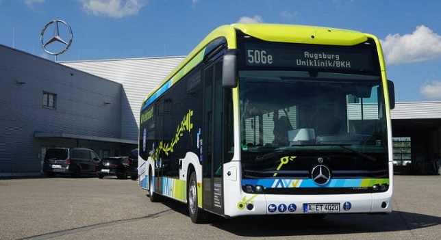 One year, two eCitaro buses and 200,000 kilometres: the Egenberger bus company has reached a record-worthy mileage in their fully electric regular-service urban buses