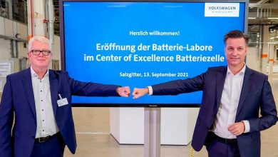 New battery laboratories: Volkswagen takes the next step towards developing and producing own battery cells