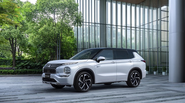 Mitsubishi Motors launches the all-new Outlander PHEV - PHEV model of flagship SUV combines leading electrification and all-wheel control technologies