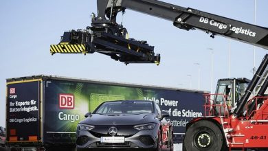 Mercedes-Benz puts batteries on a green track with DB Cargo