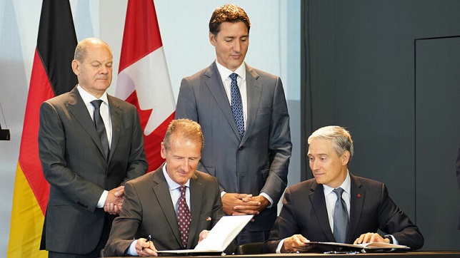 Volkswagen Group and Canada aim to advance sustainable battery supply chain in North America